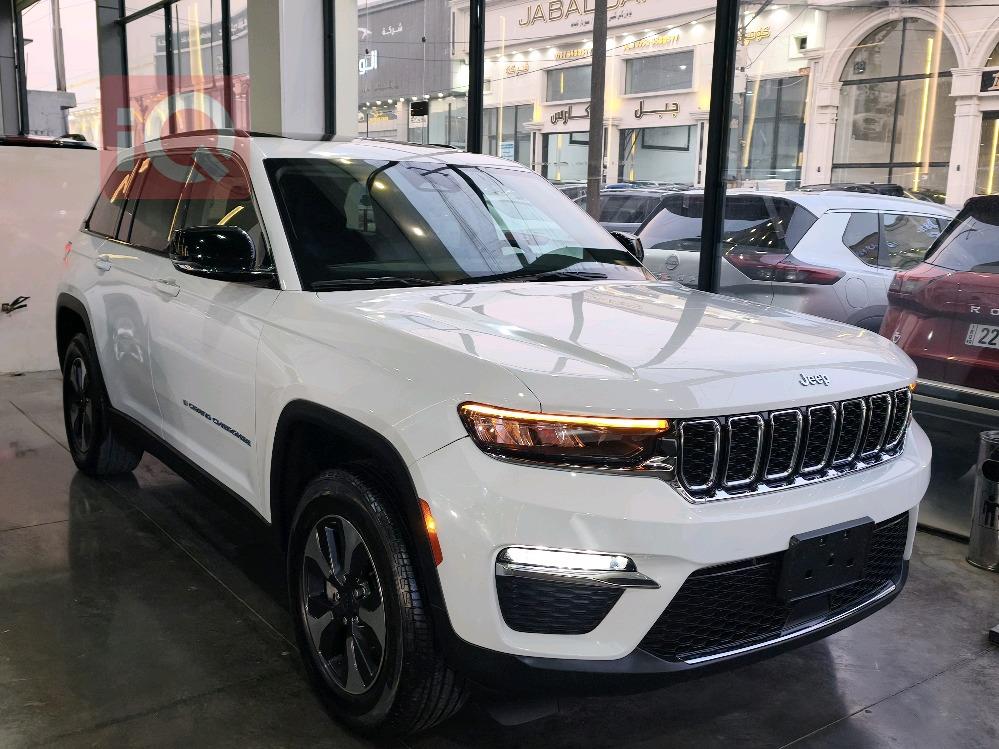 جيب جراند شيروكي